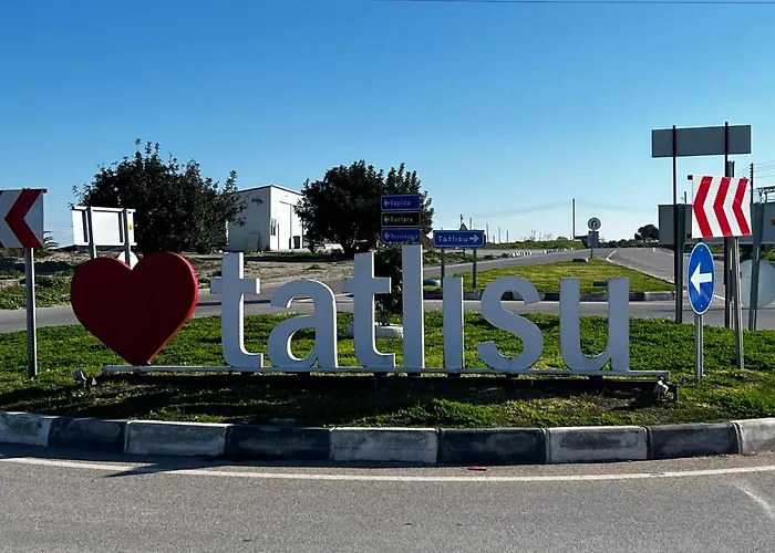 True Frontline In Tatlisu North Cyprus アパート