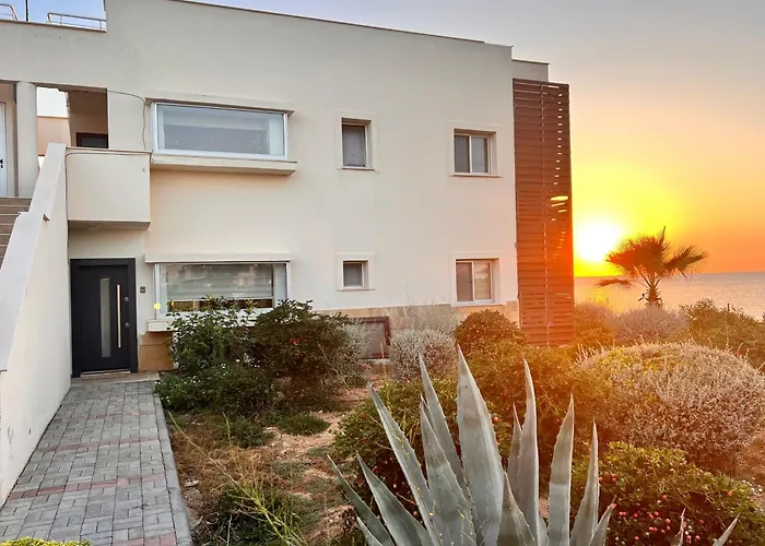 True Frontline In Tatlisu North Cyprus